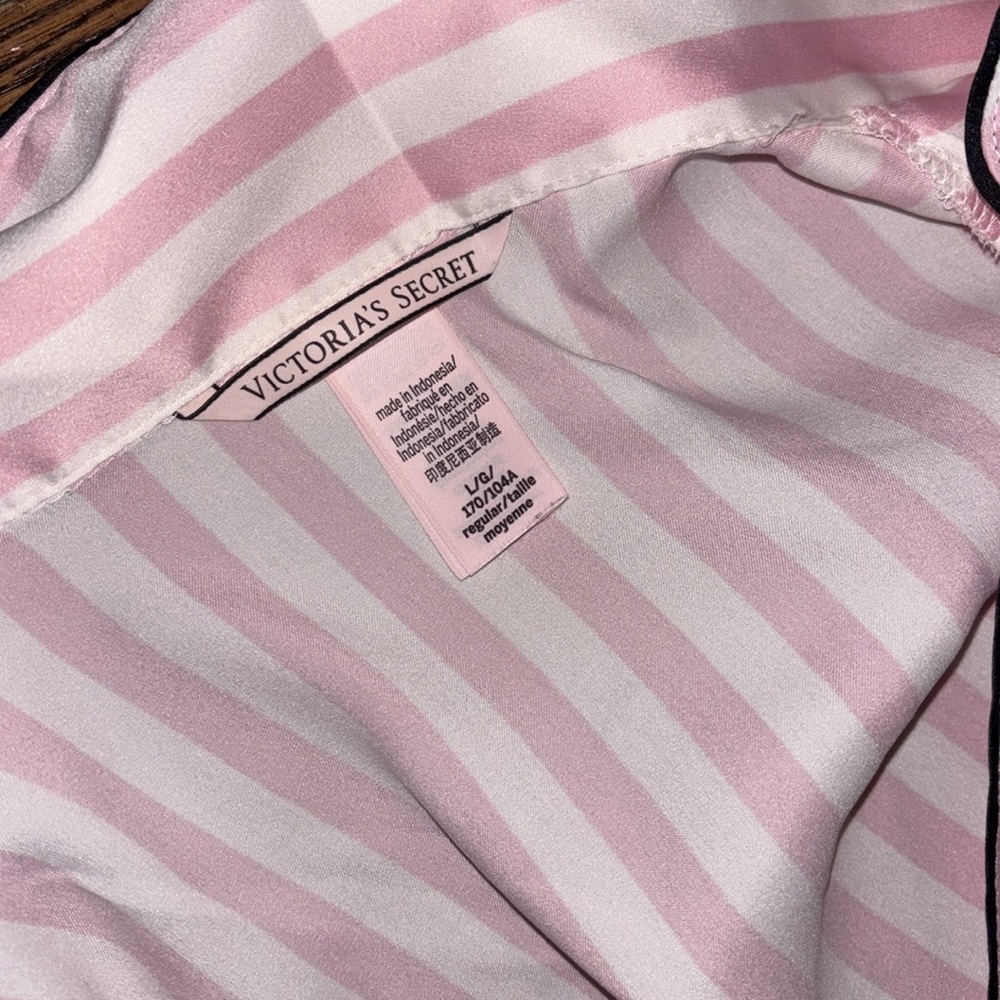 Victoria Secret PJs - Picture 3 of 4